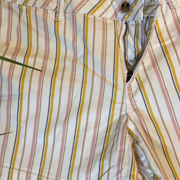 Ana a new approach size 14 cargo striped shorts - Picture 2 of 4